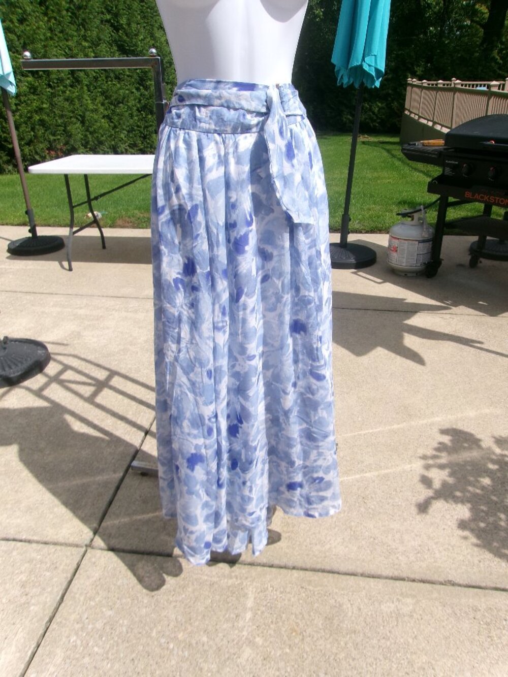 NWT HER DESTINY BLUE PRINT MAXI SKIRT 2X